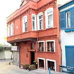 Hot Budget Ortakoy Istanbul