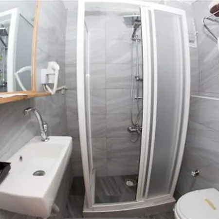 Hot Budget Ortakoy Provincia di Istanbul