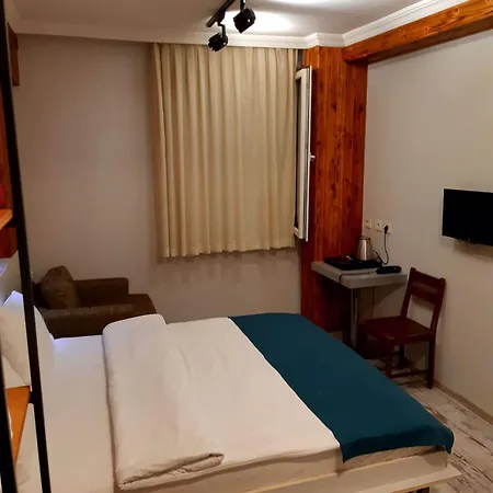 Hot Budget Ortakoy Provincia di Istanbul