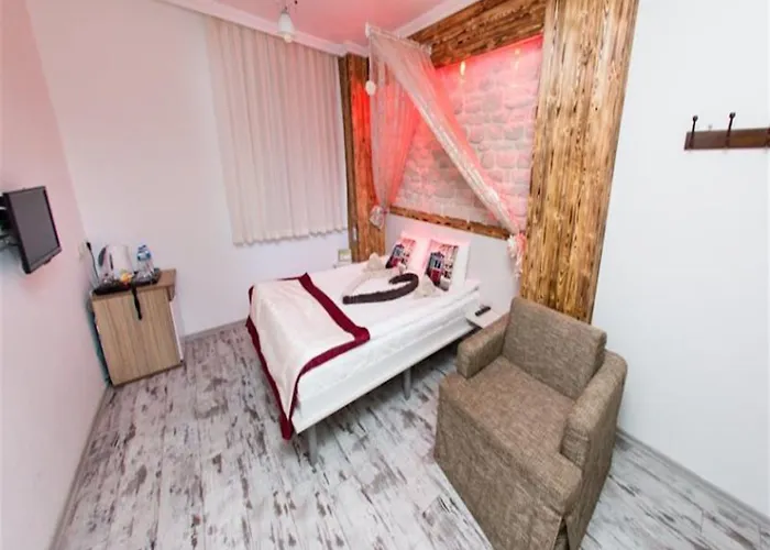 Hot Budget Ortakoy Hotel 3*