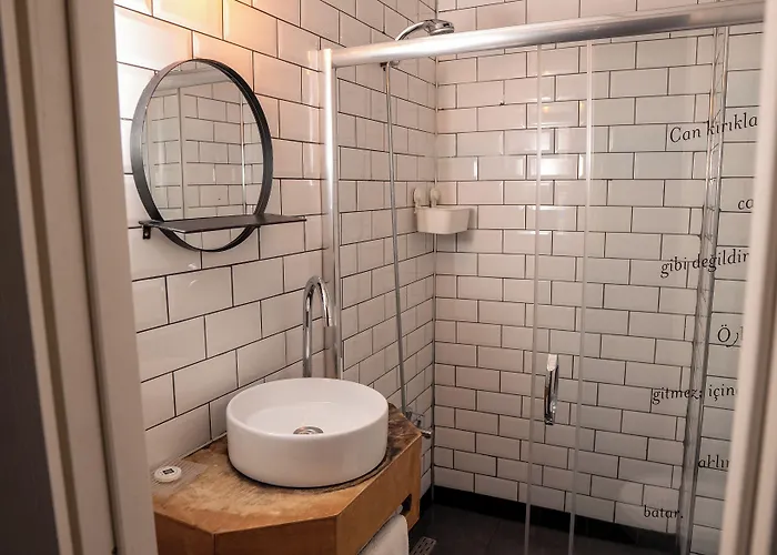 Hot Budget Ortakoy 3*