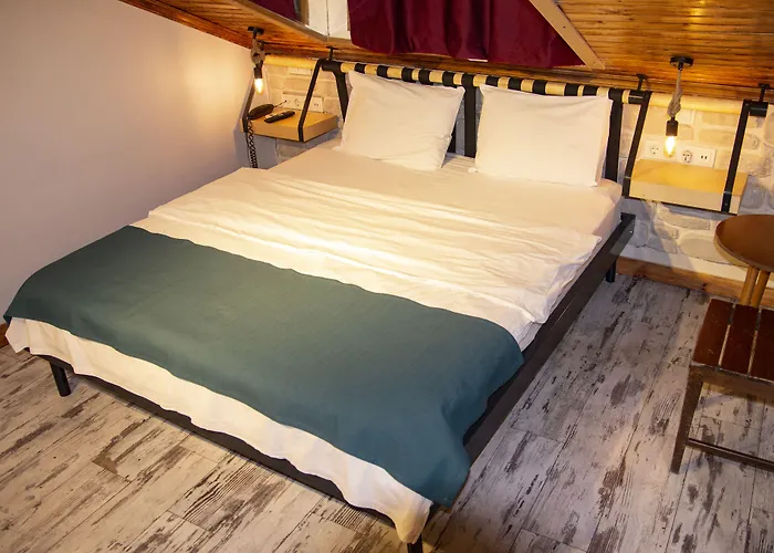 Hot Budget Ortakoy Hotel 3*